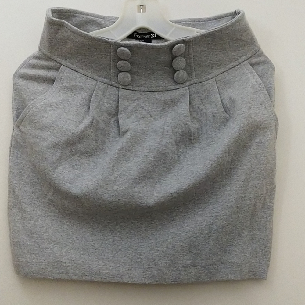 Gray mini skirt